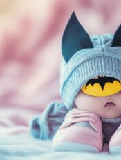 Craquez pour l’ensemble Body Bebe Batman : La touche geek pour les tout-petits
